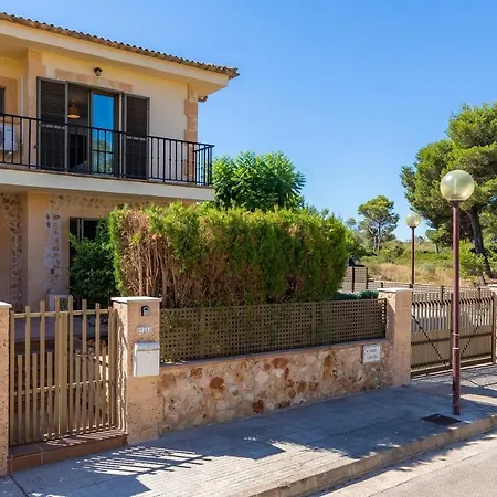Casa Jordi Holiday home *